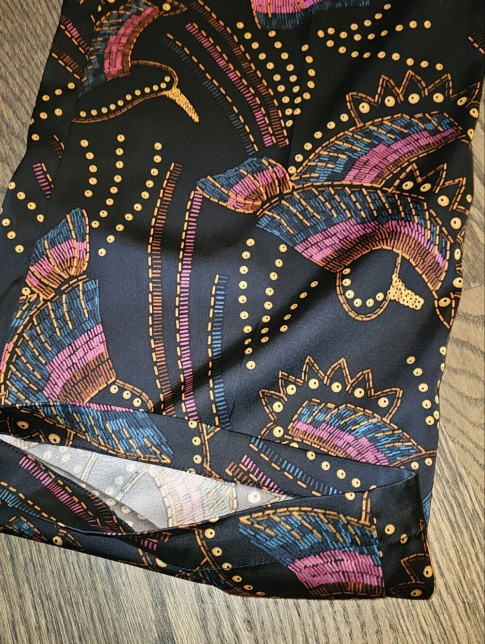 🖤 Revolve House of Harlow 1960 Toucan Satin Pants, Size 4 - Picture 5 of 7